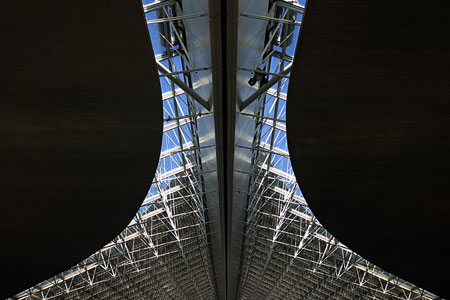 Paris: Charles-de-Gaulle; Terminal F
